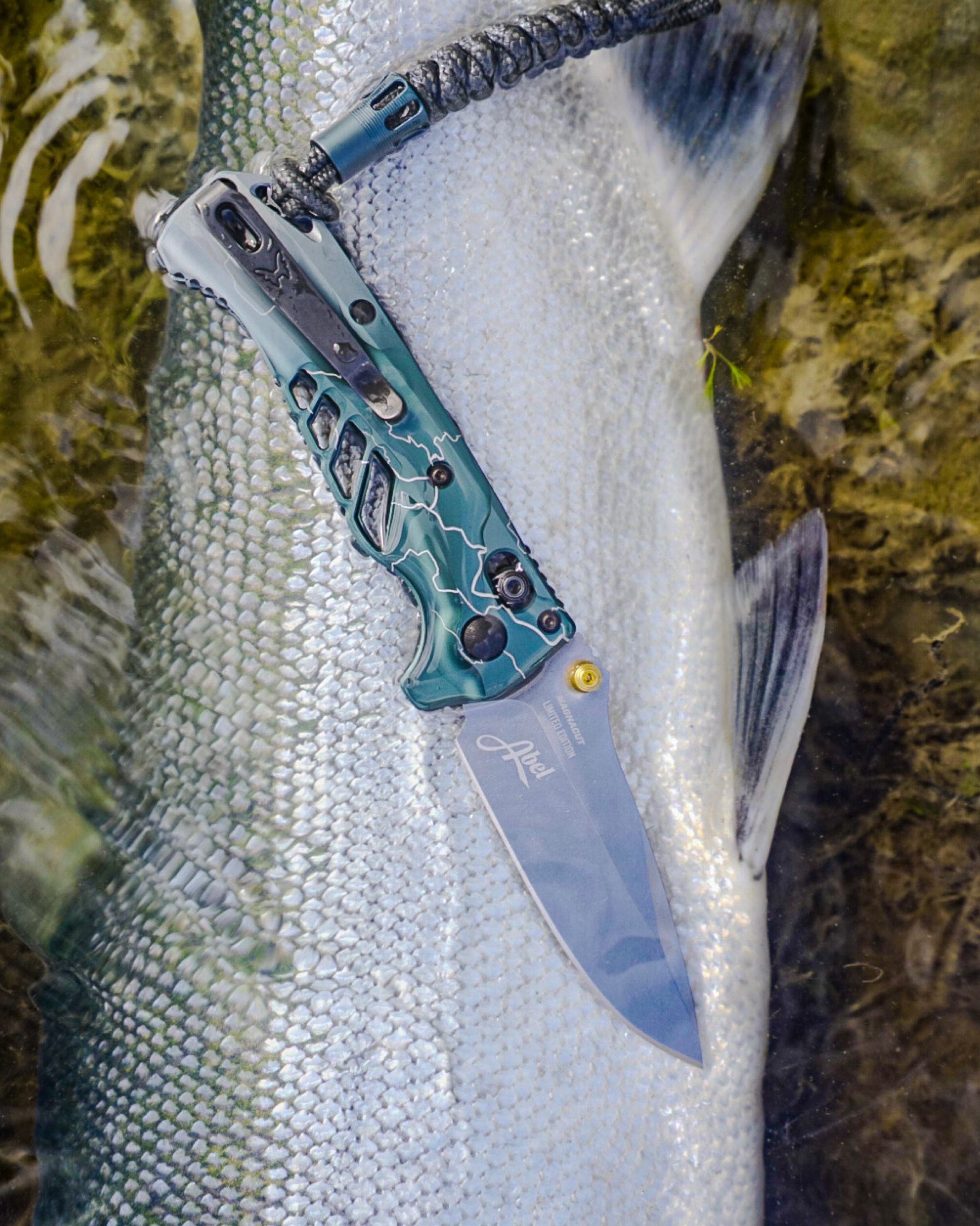 Benchmade × Abel® 限量版 Mini Adira™ 暗水版正式发布