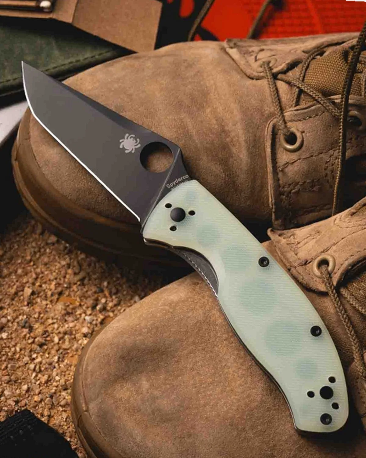 Spyderco Tenacious Tanto side view