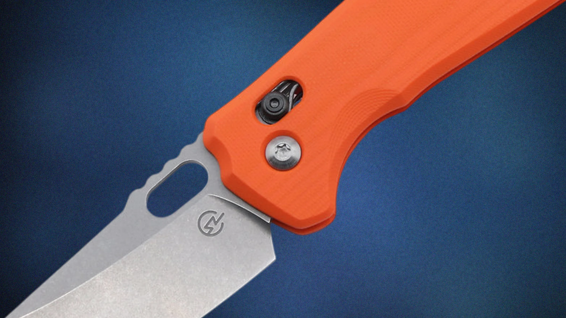 Schwarz Knives Enduro: Reinventing the Crossbar Lock From the Inside Out